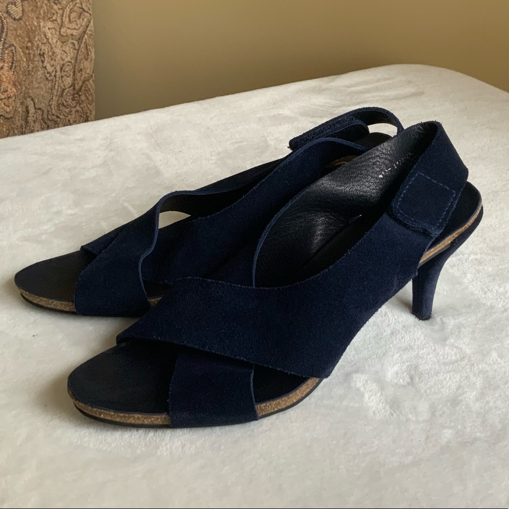 Pedro Garcia “ Maggie ‘’ suede sandal - Picture 16 of 16